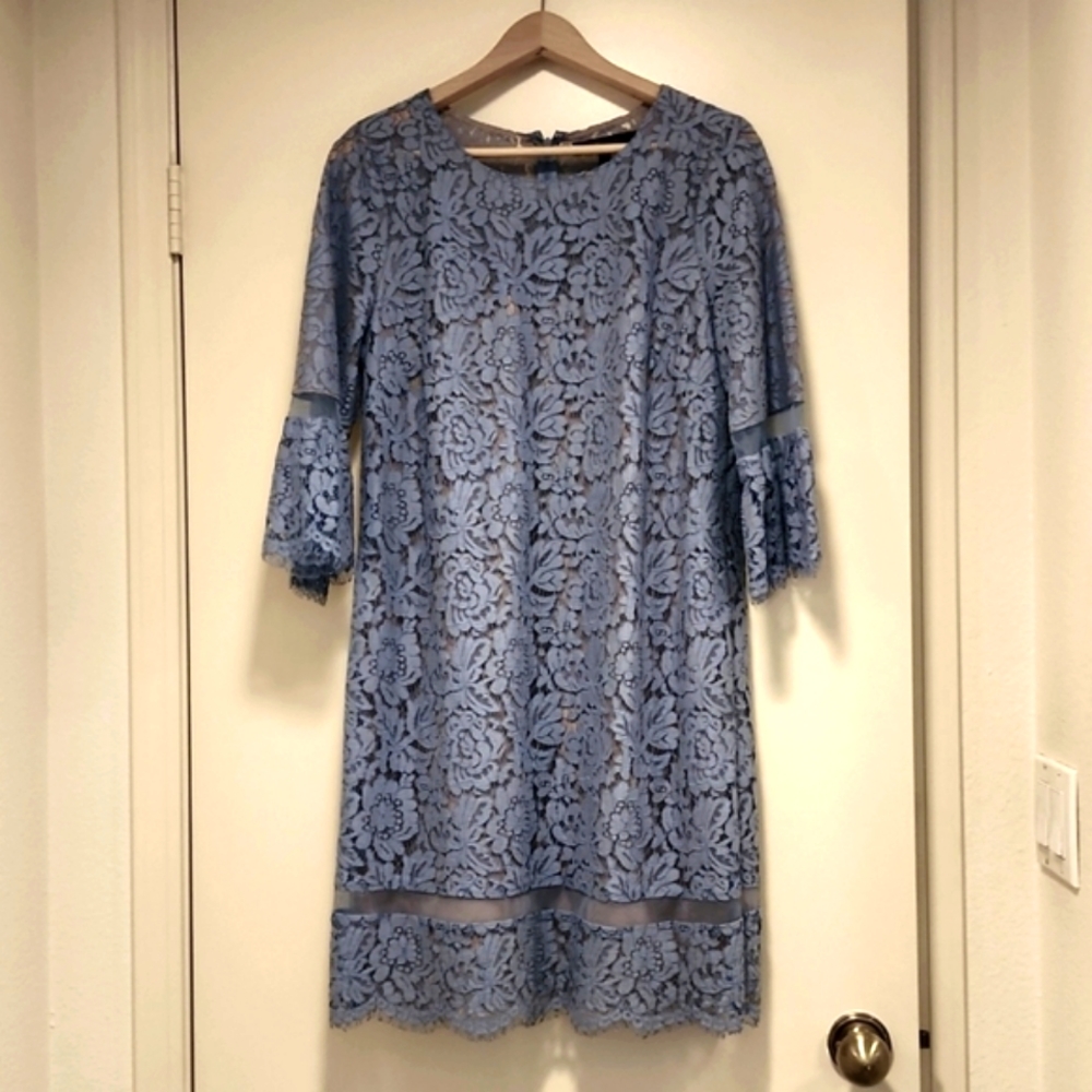 BCBG MAXAZRIA Celestia Lace Evening Dress Blue Size Medium